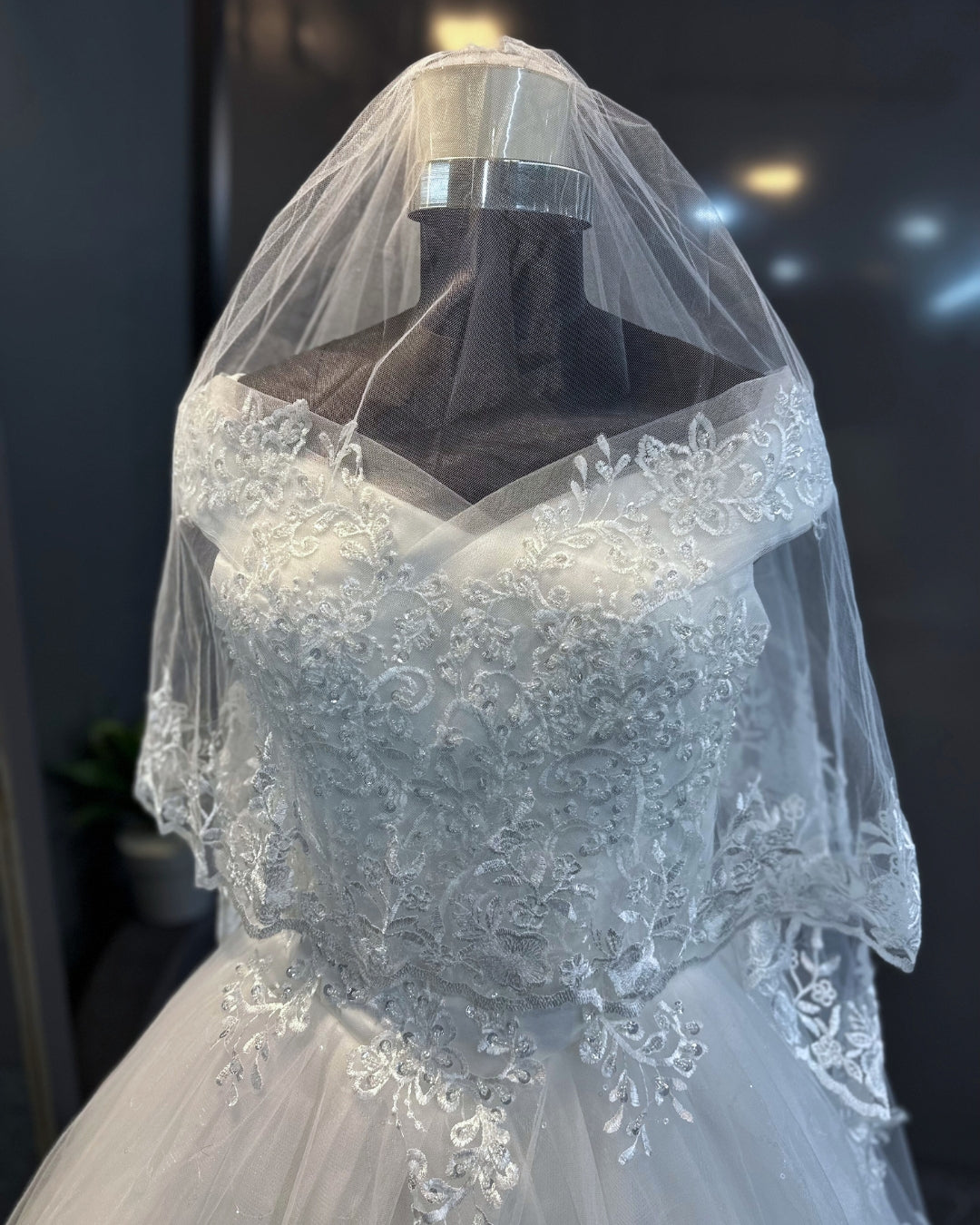 White Chapel Veil